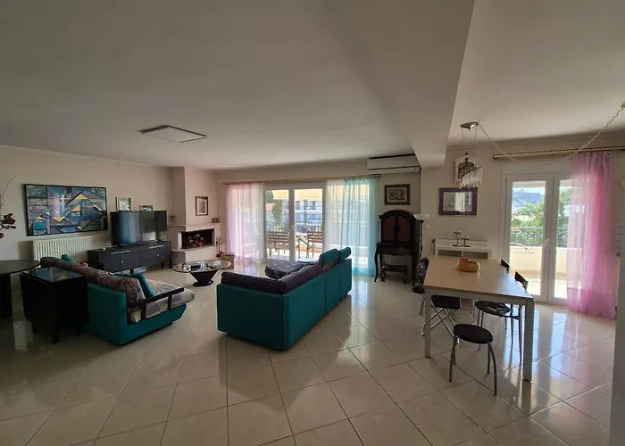 Raj Front Apartmán