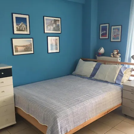 Raj Front Agía Triás