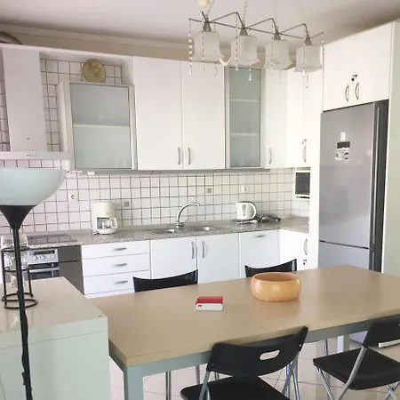 Raj Front * Agía Triás